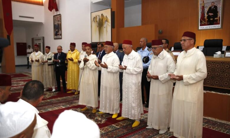 تسليم هبة ملكية لفائدة معوزين وذوي احتياجات خاصة بمناسبة موسم مولاي عبد الله أمغار