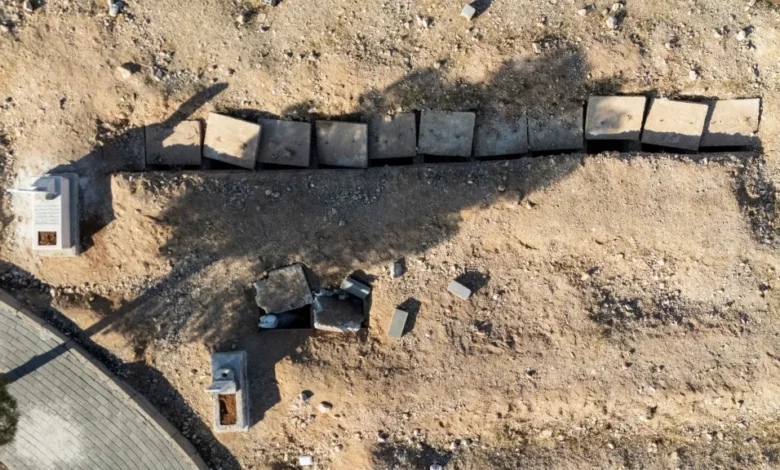 سوريا ... العثور على مقبرة جماعية قرب دمشق