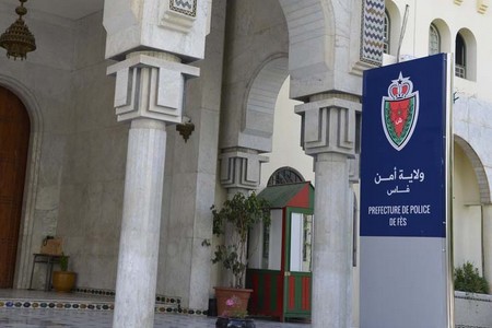 اعتقال شبكة من سبعة أفراد في فاس بتهمة التزوير والنصب الإلكتروني