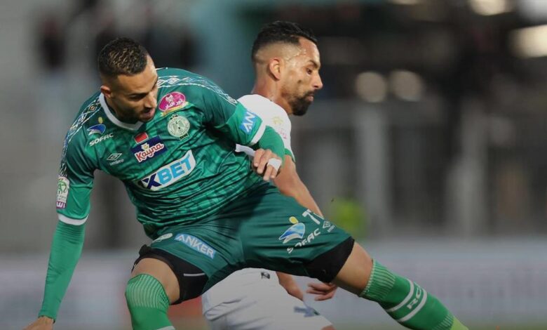 الجيش الملكي يتعادل مع ضيفه الرجاء الرياضي دون أهداف