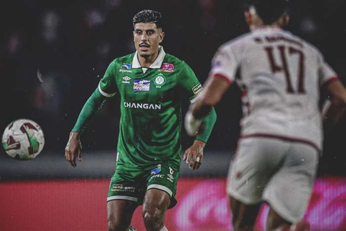 الرجاء الرياضي يحقق فوزاً قاتلاً على الكوكب المراكشي