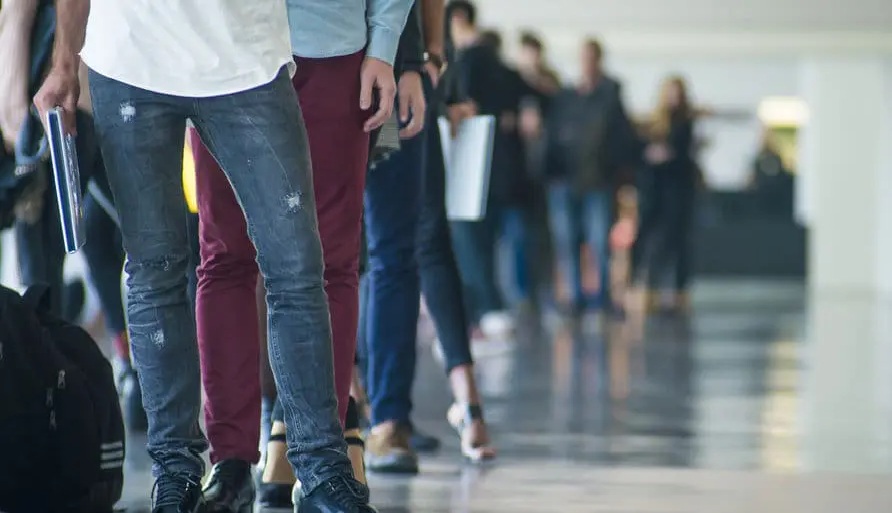 سوق الشغل في المغرب.. خلل بنيوي يعمق الفجوة رغم تعدد البرامج