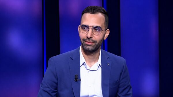 حمزة اشتيوي صحافي رياضي